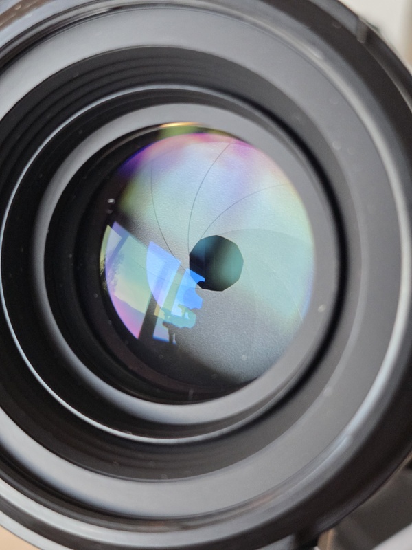 Afbeeldingslocatie: https://tweakers.net/i/tFA835tA-59m4-R9pu7u1YT96wY=/x800/filters:strip_icc():strip_exif()/f/image/oFfzTPPdbh8xWSbsTPJMpVUE.jpg?f=fotoalbum_large