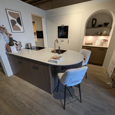 Afbeeldingslocatie: https://tweakers.net/i/tLIhqvhXM73AvKyOmKNdQZRCcgI=/232x232/filters:strip_icc():strip_exif()/f/image/hY7mONQYE7fbaa4nJFoYNZQs.jpg?f=fotoalbum_tile