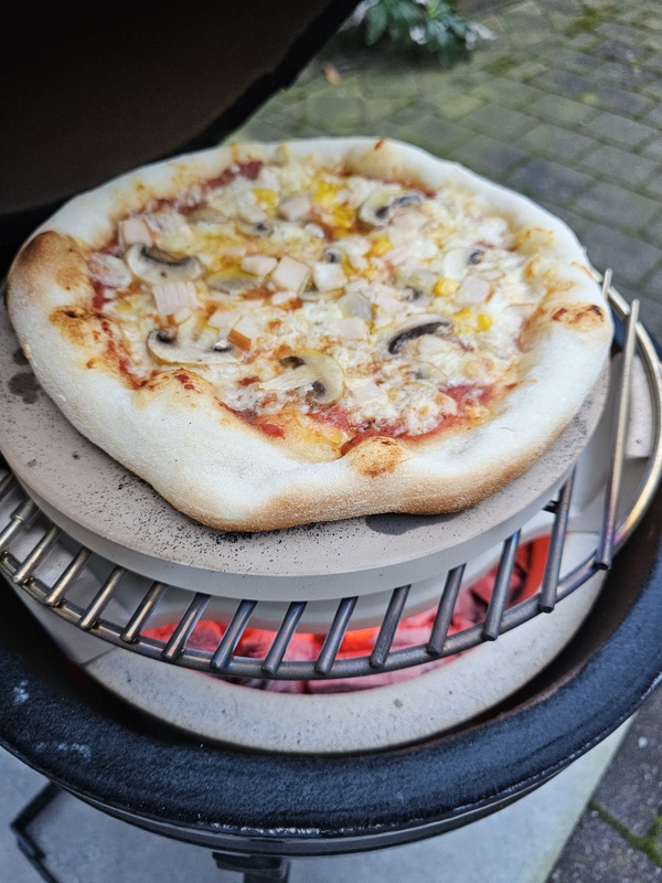 Afbeeldingslocatie: https://tweakers.net/i/tTpNWcno3Ni2aNW-FjdR2VXK2iE=/x800/filters:strip_icc():strip_exif()/f/image/OAktLHAdv6j6m6YNx4fsPTx5.jpg?f=fotoalbum_large