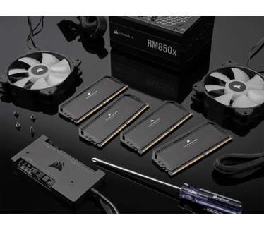 Corsair Dominator Platinum RGB CMT64GX5M2B6800C40