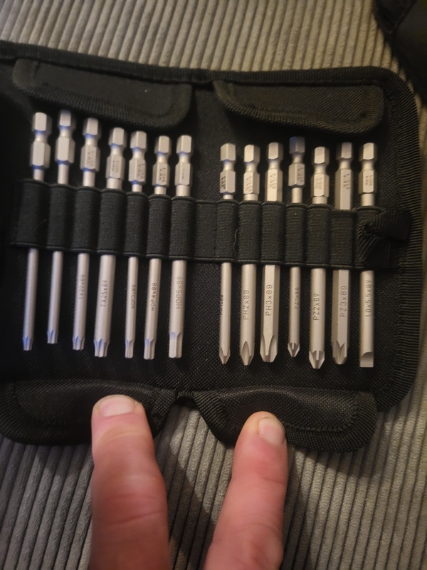 Afbeeldingslocatie: https://tweakers.net/i/tVZk9qQirX5R9-txjDhwhay_khg=/x800/filters:strip_icc():strip_exif()/f/image/NEo35UtcGN3t99F4vCZ9oY90.jpg?f=fotoalbum_large