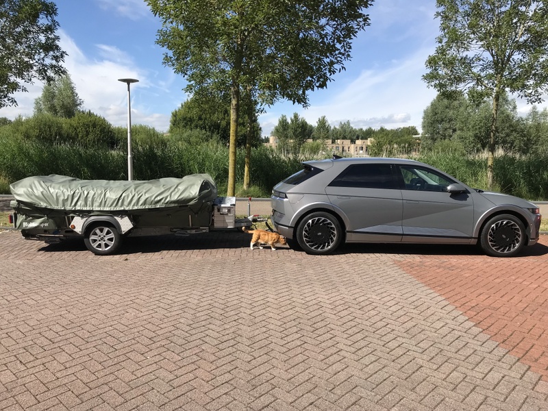 Afbeeldingslocatie: https://tweakers.net/i/tWaiL6frtk-WxokwscyhVwN07Fc=/800x/filters:strip_icc():strip_exif()/f/image/0CBK9lOsgkImePb3lPsUvLG9.jpg?f=fotoalbum_large