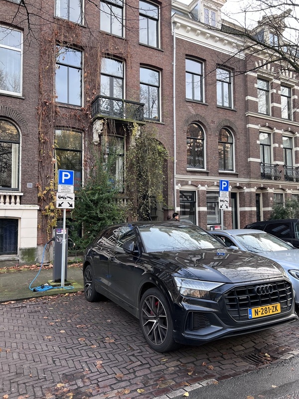 Afbeeldingslocatie: https://tweakers.net/i/tc88sVZ0B0n3doigo_lUsbqGHL0=/x800/filters:strip_icc():strip_exif()/f/image/LIYb91rfVJVe0Iy6Rn1gXjCv.jpg?f=fotoalbum_large