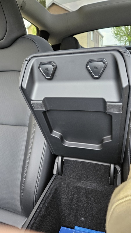 Afbeeldingslocatie: https://tweakers.net/i/tc_fuvHUffTitQL7clMLgsuZHvA=/x800/filters:strip_icc():strip_exif()/f/image/PW6QOlActJkEYxwmLymln67K.jpg?f=fotoalbum_large