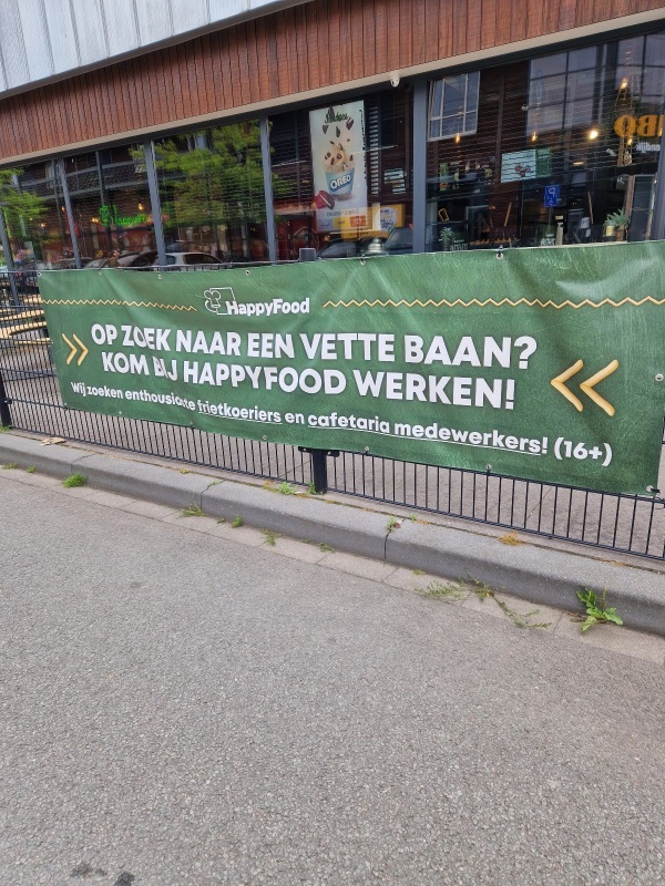 Afbeeldingslocatie: https://tweakers.net/i/tegwDdax4rjOqJRKppXvhUgJT8I=/x800/filters:strip_icc():strip_exif()/f/image/9LJO6wEvC7jhSeBqbEXy5csK.jpg?f=fotoalbum_large