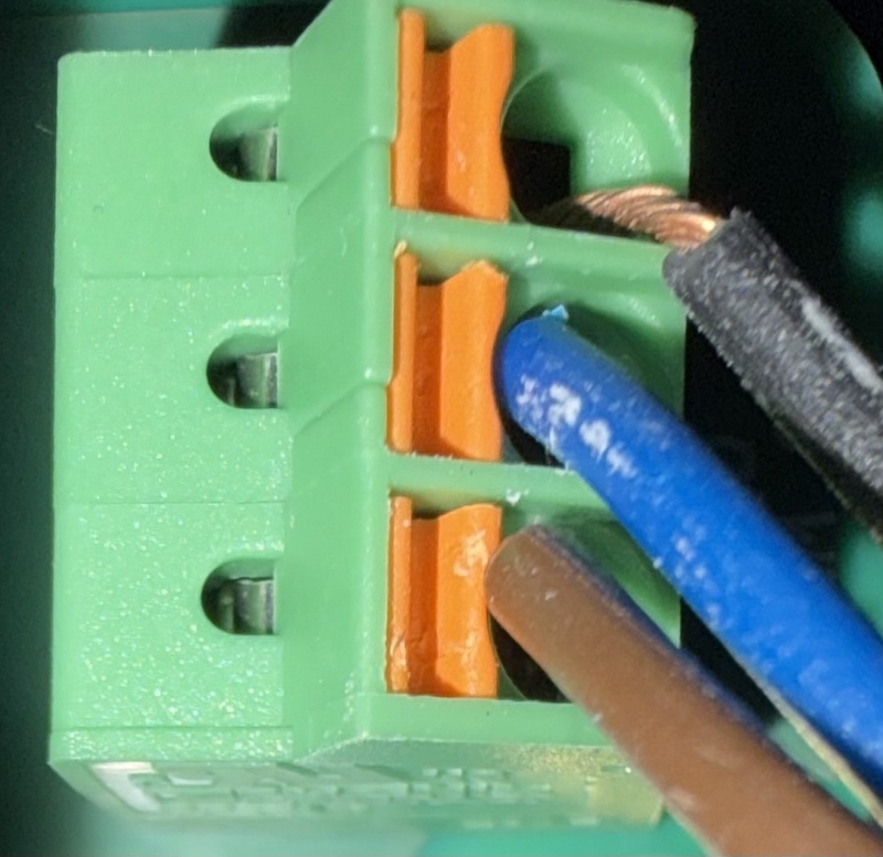 Afbeeldingslocatie: https://tweakers.net/i/tesWXXrFhZhm9AqugprjOlT4wVU=/800x/filters:strip_icc():strip_exif()/f/image/7V3235epYcs6dgPY11U7sKZY.jpg?f=fotoalbum_large