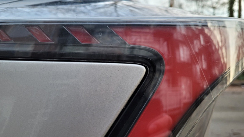 Afbeeldingslocatie: https://tweakers.net/i/texfbTT0M6TxXlrrltHclt2DWls=/800x/filters:strip_icc():strip_exif()/f/image/eo2CEZs2jABMhzUWMzTI6mXU.jpg?f=fotoalbum_large