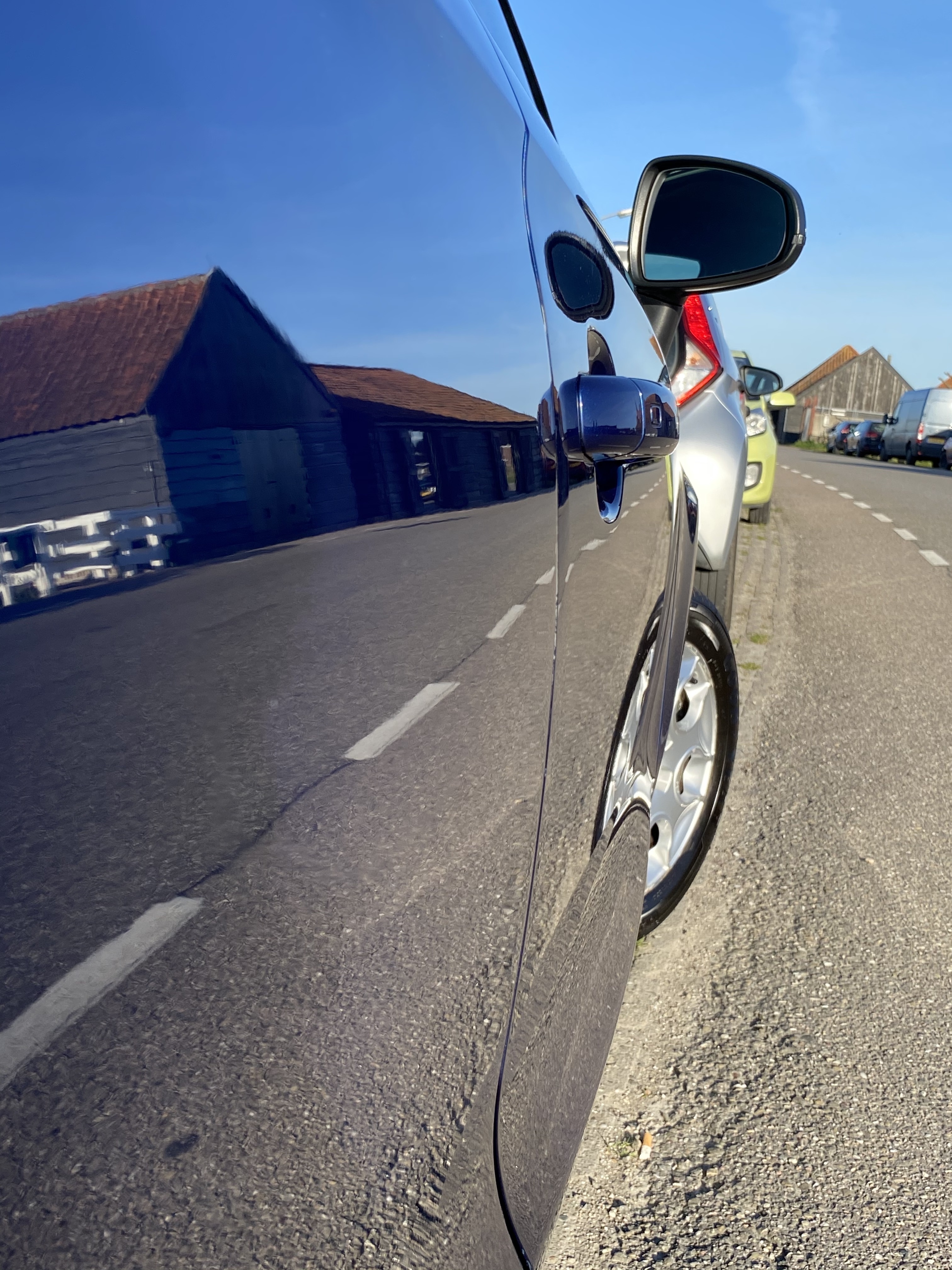 Afbeeldingslocatie: https://tweakers.net/i/tfbctcwWu0VJutEmquNzMt_O_mo=/f/image/Ac4DxZd9FB2JBK97EFYJBiJ1.jpg