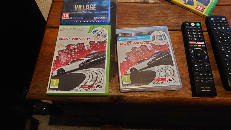 Afbeeldingslocatie: https://tweakers.net/i/tivF-NvHJk2mkV8DfBr3FXgHy0E=/800x/filters:strip_icc():strip_exif()/f/image/pAjGt32LMffw8nf94GlVbh3G.jpg?f=fotoalbum_large