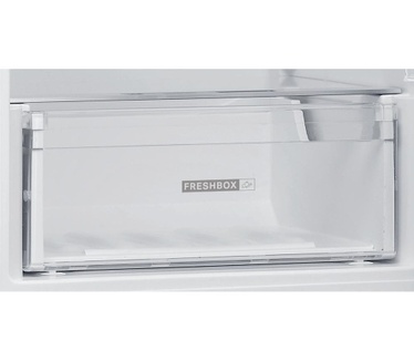 Whirlpool W5 821E W 2