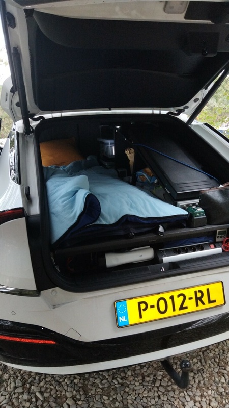 Afbeeldingslocatie: https://tweakers.net/i/trYN1aQv31K1FhVYfi3CZjV04xA=/x800/filters:strip_icc():strip_exif()/f/image/DO7CfFP9q7J4d1kI1y1GgM5B.jpg?f=fotoalbum_large