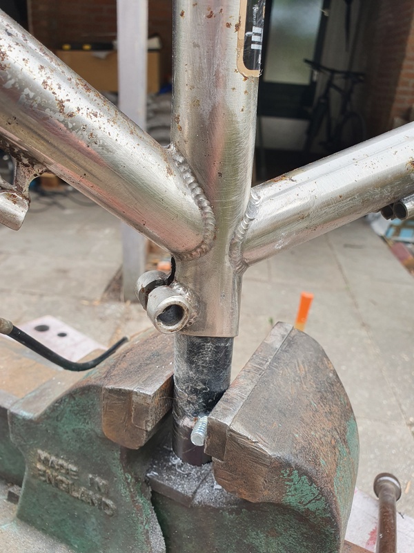 Afbeeldingslocatie: https://tweakers.net/i/tr_GBcBjNW05SG0YTZAQZqIk3jE=/x800/filters:strip_icc():strip_exif()/f/image/KWo8nXvYKvHXH8M6H0BVPC9y.jpg?f=fotoalbum_large