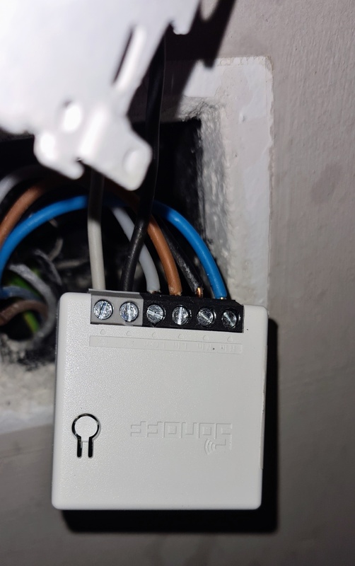 Afbeeldingslocatie: https://tweakers.net/i/tulY25fJXaFZiOI8T4I6o75O5w0=/x800/filters:strip_icc():strip_exif()/f/image/sHwT33ePkjk5uNl9ZXlWQBrq.jpg?f=fotoalbum_large