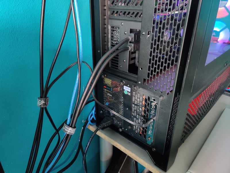 Afbeeldingslocatie: https://tweakers.net/i/twnVg_sLYZr-I5WI7juXw0uV9RQ=/800x/filters:strip_icc():strip_exif()/f/image/hzCIxqrJb8i3S64ibkem9MRt.jpg?f=fotoalbum_large