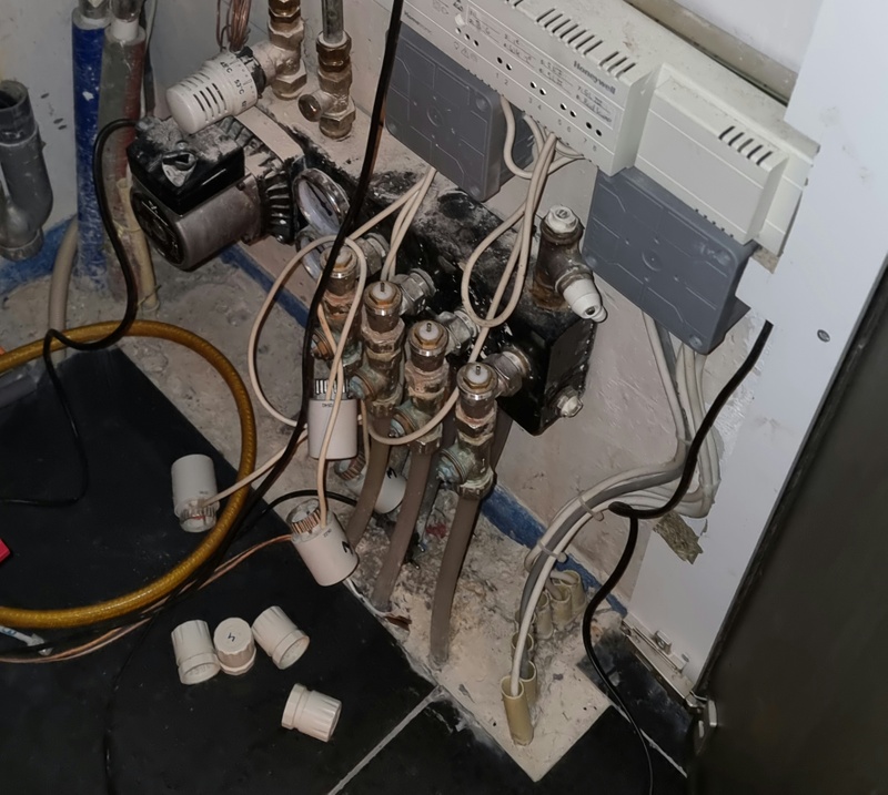 Afbeeldingslocatie: https://tweakers.net/i/tzfNoBl_0FNtu4y2b9CgVx3luFo=/800x/filters:strip_icc():strip_exif()/f/image/KgVItQMcOJDICu2smntNm8Ek.jpg?f=fotoalbum_large