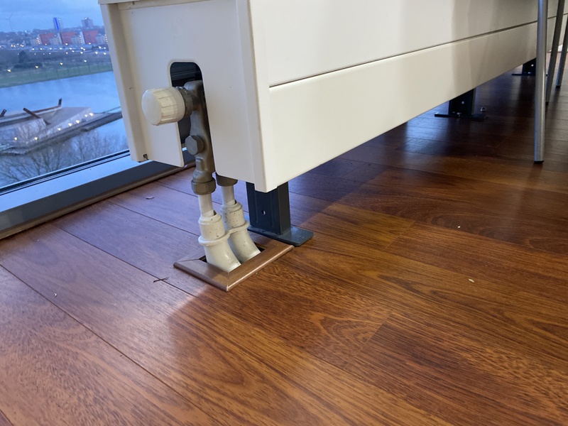 Afbeeldingslocatie: https://tweakers.net/i/u0gMz6SyoNaC9AYJgEZlx0wP0sk=/800x/filters:strip_icc():strip_exif()/f/image/1Ek3rycOOOgsVYhRFiBBhpOW.jpg?f=fotoalbum_large