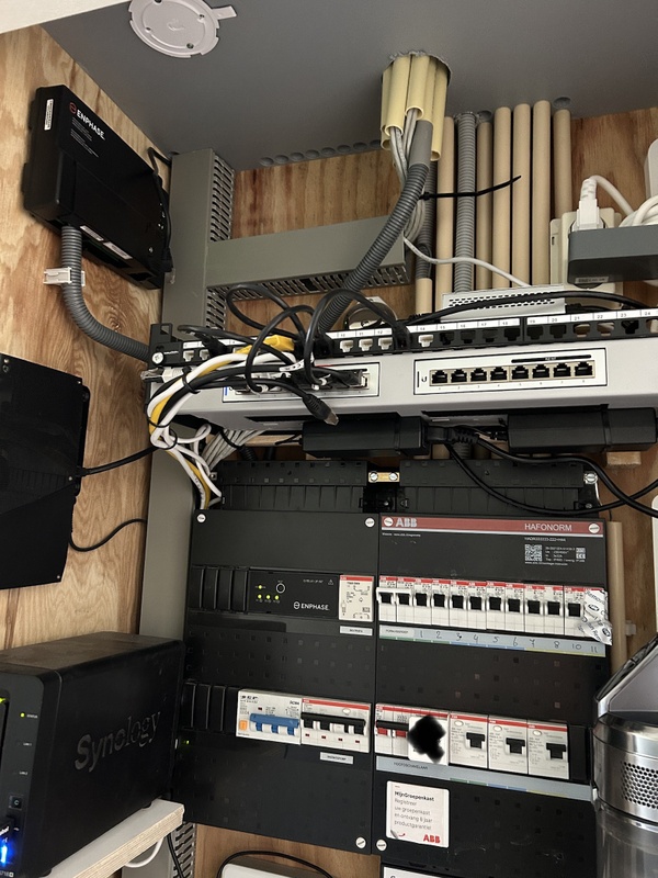 Afbeeldingslocatie: https://tweakers.net/i/u40_MgL_Z_xBXVaVHBDAEpD40HM=/x800/filters:strip_icc():strip_exif()/f/image/z88e9qKF3De9nxFcRYkQF6ce.jpg?f=fotoalbum_large