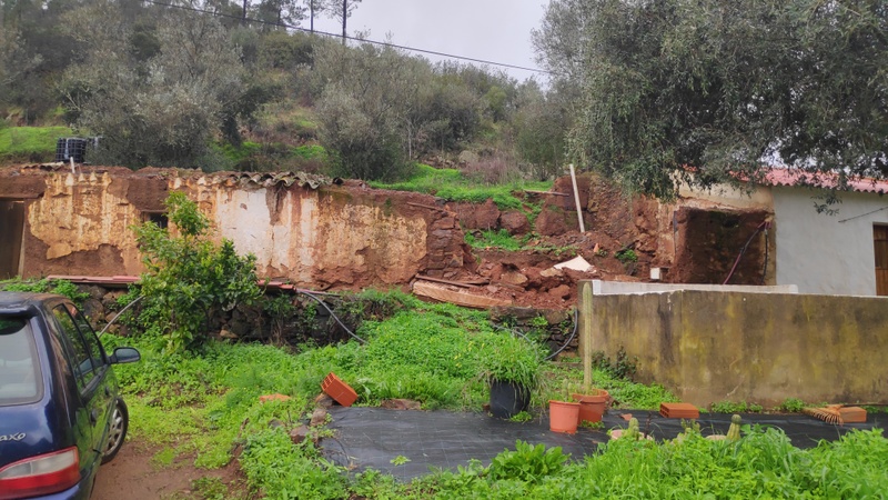 Afbeeldingslocatie: https://tweakers.net/i/u57zAnRmMmtCiDWDmsXi_CIOUN8=/800x/filters:strip_icc():strip_exif()/f/image/EdR2vdM2bL3POU5seSFlU8Pv.jpg?f=fotoalbum_large