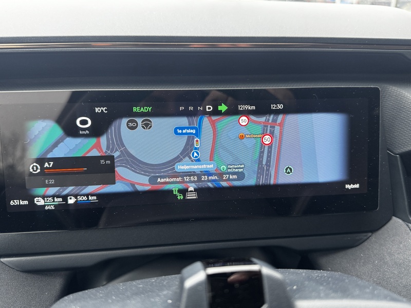 Afbeeldingslocatie: https://tweakers.net/i/u8AvNKRErNlhm63lkvg_aKaUPHU=/800x/filters:strip_icc():strip_exif()/f/image/keaVUUwHaq6TJpBoeUTJ3TLV.jpg?f=fotoalbum_large