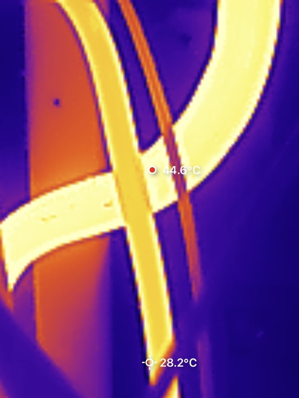 Afbeeldingslocatie: https://tweakers.net/i/u9_rGLZ7e-tc881Ei6REKTVlwc4=/x800/filters:strip_icc():strip_exif()/f/image/LoJU0DFoo6f6uTpfuhfplBm6.jpg?f=fotoalbum_large