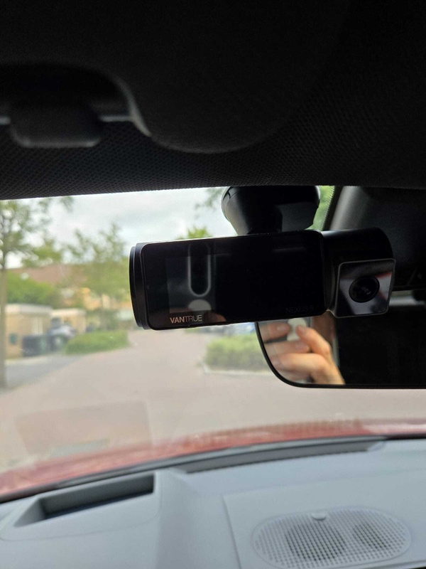 Afbeeldingslocatie: https://tweakers.net/i/uA6Lw02rnnkfZHa2cNkkl6vbAnw=/x800/filters:strip_icc():strip_exif()/f/image/3OOsX60RVyAN3gRTUByl1Iop.jpg?f=fotoalbum_large