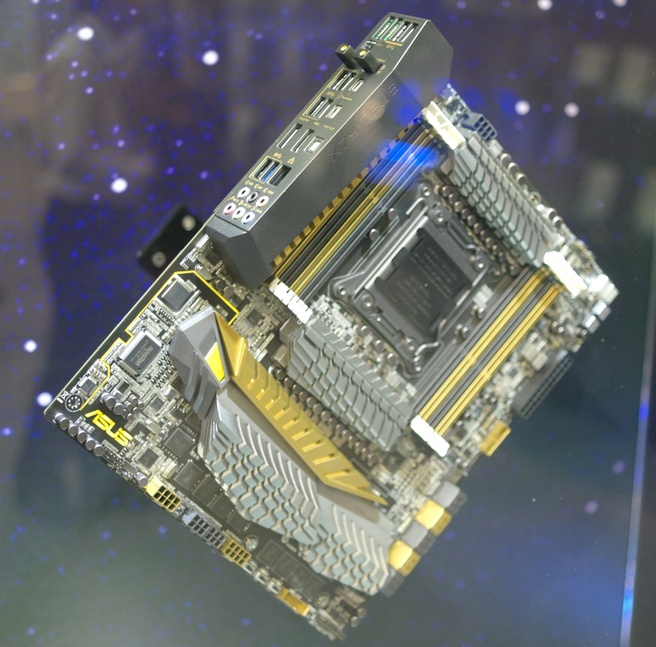 Asus Zeus