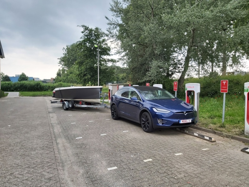 Afbeeldingslocatie: https://tweakers.net/i/uEpDDsxZw9zUdIVy8Pm53k6DNeE=/800x/filters:strip_icc():strip_exif()/f/image/eMOGGeEYcg4Jot63MjjdOuwm.jpg?f=fotoalbum_large