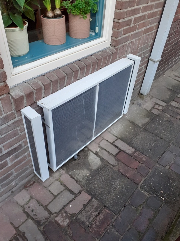 Afbeeldingslocatie: https://tweakers.net/i/uH9csf5l00e4uj0wMcH4AnmiTQk=/x800/filters:strip_icc():strip_exif()/f/image/A9l3hsjM2xd1rVIuZY45L9W8.jpg?f=fotoalbum_large