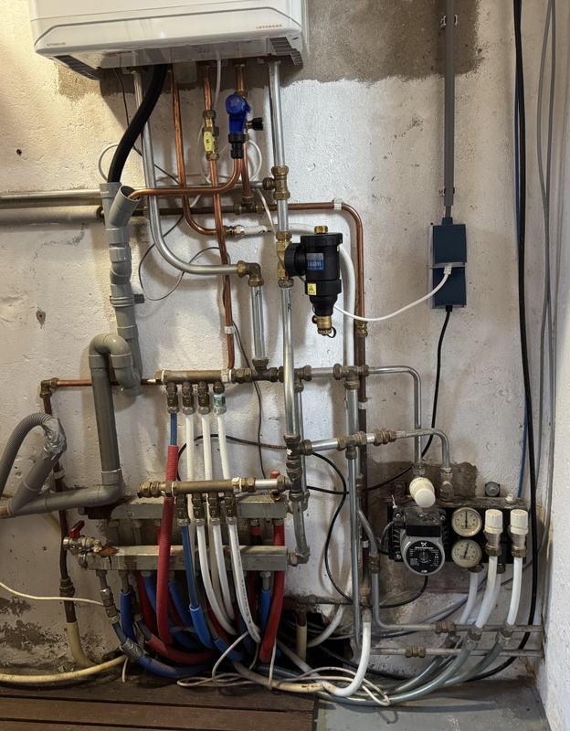 Afbeeldingslocatie: https://tweakers.net/i/uK7SwGRDq0HXj6Pz8Zlu9FbGYrE=/x800/filters:strip_icc():strip_exif()/f/image/hTQszWjC1pdRz9ubxQleAP11.jpg?f=fotoalbum_large