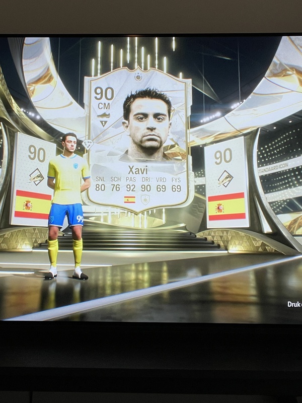 Afbeeldingslocatie: https://tweakers.net/i/uKBWIkKoZWs--Ru9tiWxQECYRII=/x800/filters:strip_icc():strip_exif()/f/image/unHRTBHanAGk2a5xRjllVCEE.jpg?f=fotoalbum_large