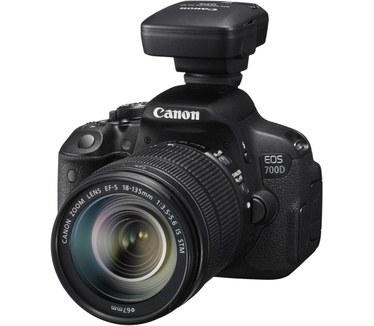 Canon EOS 700D + EF-S 18-135mm 3.5-5.6 IS STM  + 40mm STM Zwart