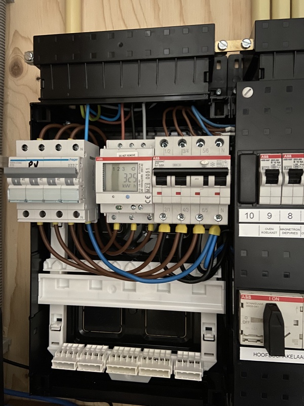 Afbeeldingslocatie: https://tweakers.net/i/uOlcdDj4LAV10RatEthJRDc5XEc=/x800/filters:strip_icc():strip_exif()/f/image/pwPrJ94PYI2sSG5AIuytBLIW.jpg?f=fotoalbum_large