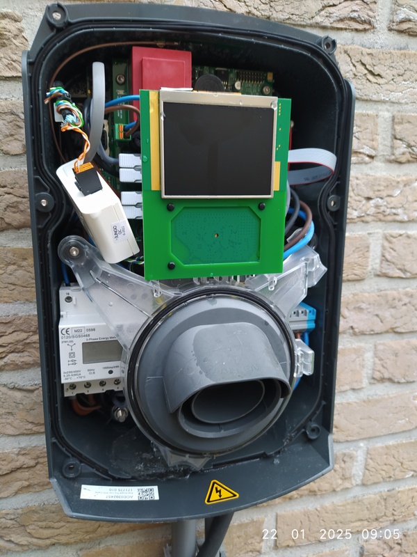 Afbeeldingslocatie: https://tweakers.net/i/uQueILMQa2apDYOwMGG3gDWPis0=/x800/filters:strip_icc():strip_exif()/f/image/aoqFCJet0cF9tiytXOWUiofr.jpg?f=fotoalbum_large