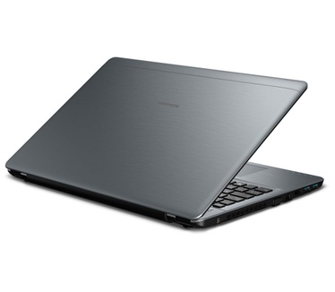Medion Akoya P6659 i7 laptop
