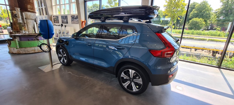 Afbeeldingslocatie: https://tweakers.net/i/uUgXIKnH7XGEY5pfCAaJ9WDeMSE=/800x/filters:strip_icc():strip_exif()/f/image/Nu046WC3138LqSx7MUESgy18.jpg?f=fotoalbum_large