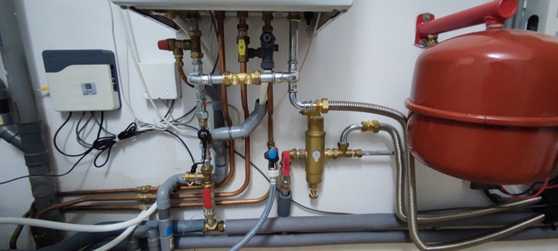 Afbeeldingslocatie: https://tweakers.net/i/uV1Xe1WYDqFfMr4Db08Rd3YV3ew=/800x/filters:strip_icc():strip_exif()/f/image/SoQVSQerMqBSU26ssfZnsvQc.jpg?f=fotoalbum_large