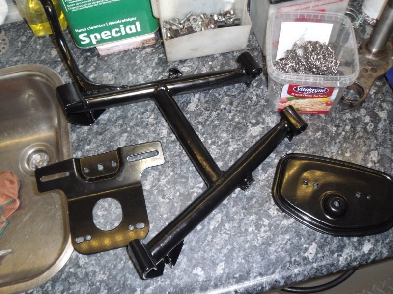 Afbeeldingslocatie: https://tweakers.net/i/uWFTR9khZ-Xz6tm1h5ohJRuAonw=/full-fit-in/4920x3264/filters:max_bytes(3145728):no_upscale():strip_icc():fill(white):strip_exif()/f/image/lHOH6gYRfelZ7DjLFvsyBkjM.jpg?f=user_large