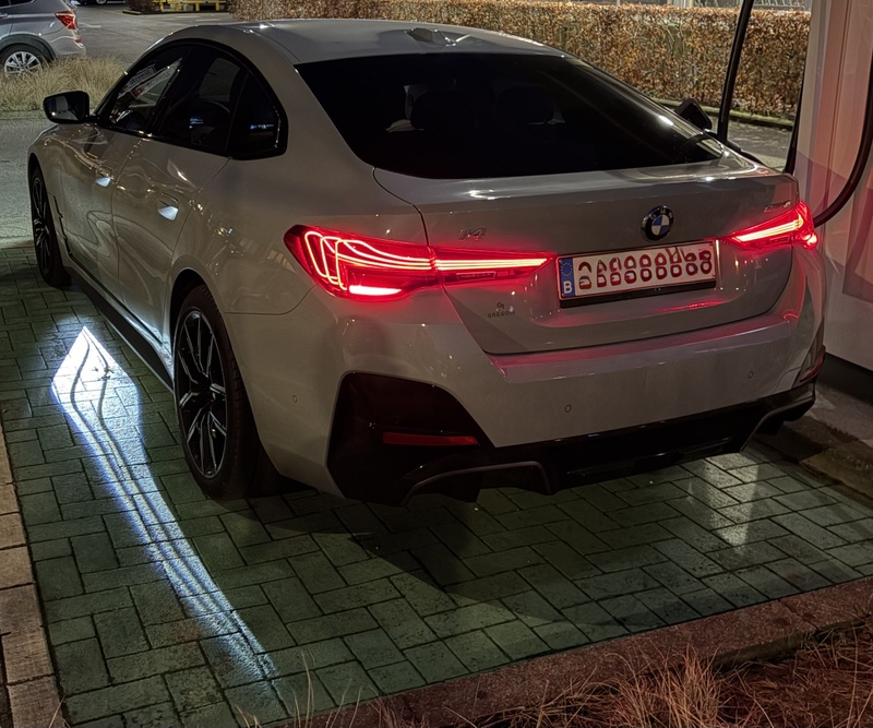 Afbeeldingslocatie: https://tweakers.net/i/uYup8EuEgrSqVOv-c9kWSurZX30=/800x/filters:strip_icc():strip_exif()/f/image/DeC5YfKBT3Zqy0xFoLo6TPBq.jpg?f=fotoalbum_large