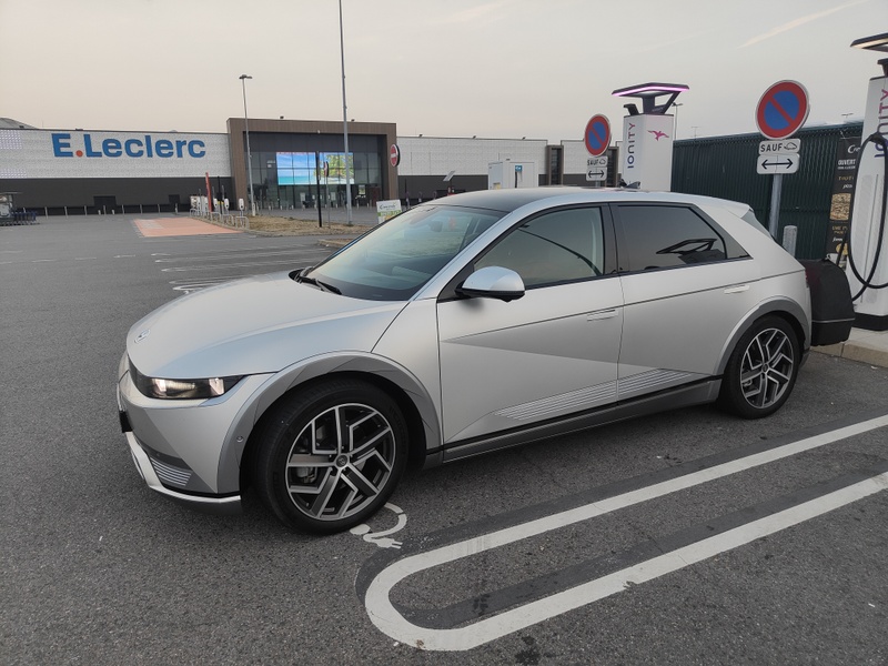 Afbeeldingslocatie: https://tweakers.net/i/ubIybFLqzCLL8ENQw9di91dFyBg=/800x/filters:strip_icc():strip_exif()/f/image/CyodZ4r59oJBDjkGtrkH6zMm.jpg?f=fotoalbum_large