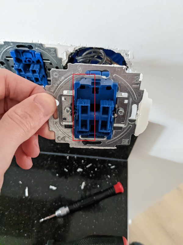 Afbeeldingslocatie: https://tweakers.net/i/ucbbtXlpsoEg5LP3buiFaIC-kXQ=/x800/filters:strip_icc():strip_exif()/f/image/8pGs0rCdZWfEBxjTccWWXB8c.jpg?f=fotoalbum_large
