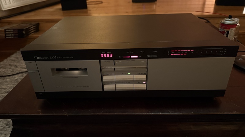 Afbeeldingslocatie: https://tweakers.net/i/ue7rI4zB0zSyV_T-vX9-h9ogz0A=/800x/filters:strip_icc():strip_exif()/f/image/oquMIhVE8IkpOqIJOaJrbaE7.jpg?f=fotoalbum_large