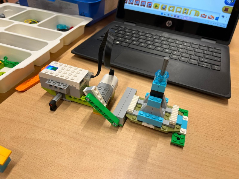 Afbeeldingslocatie: https://tweakers.net/i/ujFSy-3wTWZjsPT6fr6fAige_Ag=/800x/filters:strip_icc():strip_exif()/f/image/tL8AybYkU6PD8cz3UQOTucCg.jpg?f=fotoalbum_large