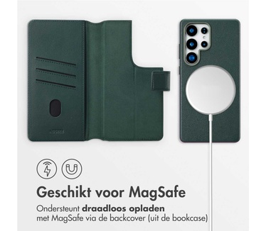 Accezz Leather Bookcase 2-in-1 met MagSafe