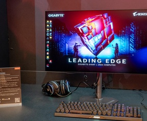 Gigabyte MO27Q82G