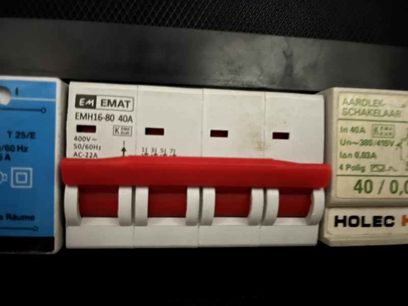 Afbeeldingslocatie: https://tweakers.net/i/ulA-oM3aAr1vPl1hST0haE5VBjs=/800x/filters:strip_icc():strip_exif()/f/image/6VbmKVaCCNaW9VLAl3bNn2Jn.jpg?f=fotoalbum_large