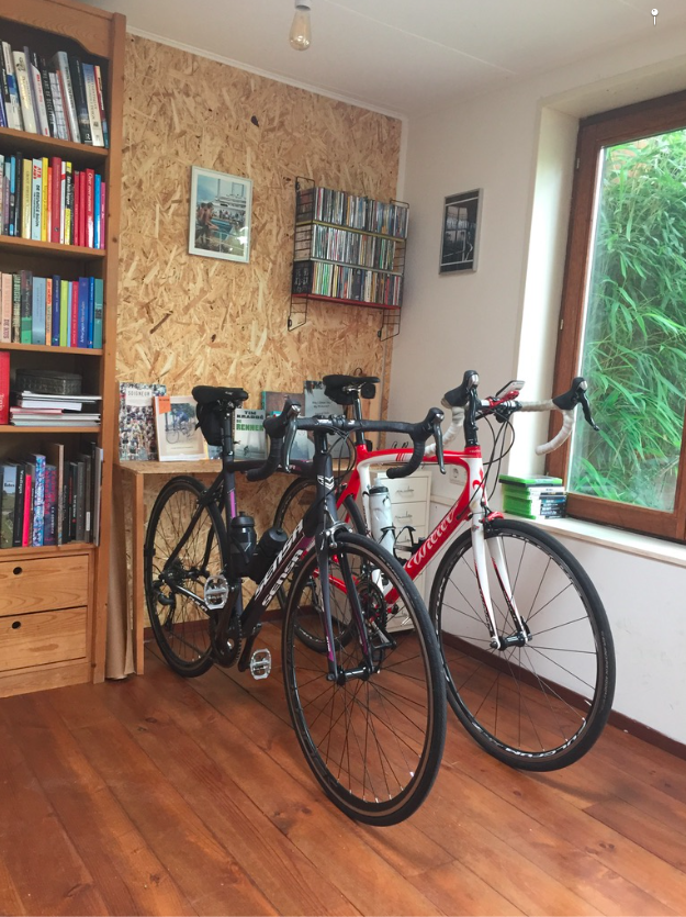 Afbeeldingslocatie: https://tweakers.net/i/umcm5oPLilGp6qTIzTqQVQdJ-DM=/full-fit-in/4000x4000/filters:no_upscale():fill(white):strip_exif()/f/image/Rhhejh8otc63fs8WqzLXYeUT.png?f=user_large