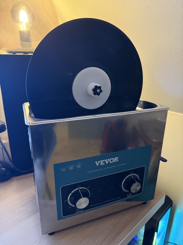 Afbeeldingslocatie: https://tweakers.net/i/unDRJu7srOICU4WsyCipZL1f_A8=/x800/filters:strip_icc():strip_exif()/f/image/cVylfGOV0CO8RfiCphqhH8Lp.jpg?f=fotoalbum_large