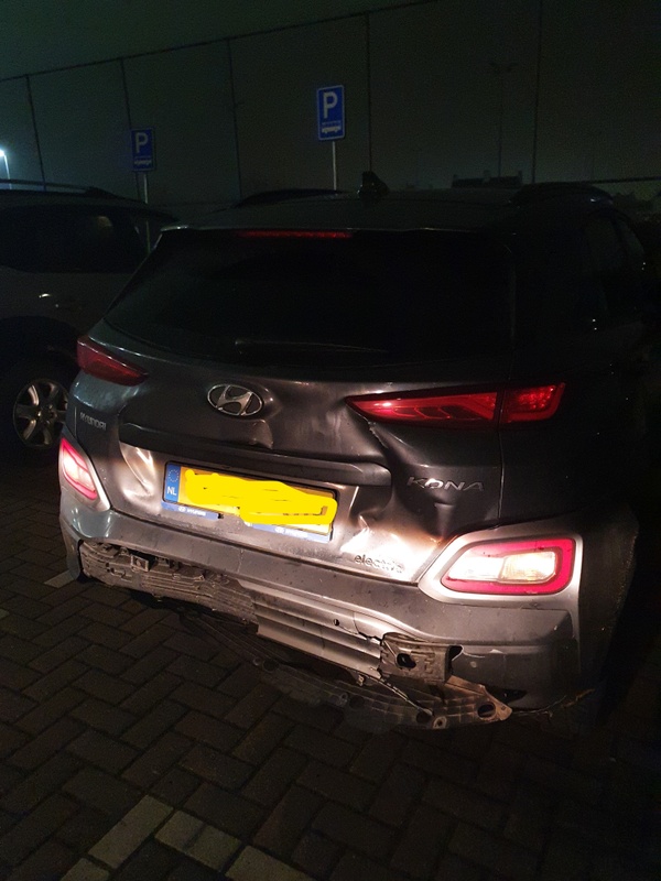 Afbeeldingslocatie: https://tweakers.net/i/uoOlWDNkGfMGUABQ4Hwd23aOyyg=/x800/filters:strip_icc():strip_exif()/f/image/0KrnXsNlJeqWi3Ws1YAmlVwF.jpg?f=fotoalbum_large