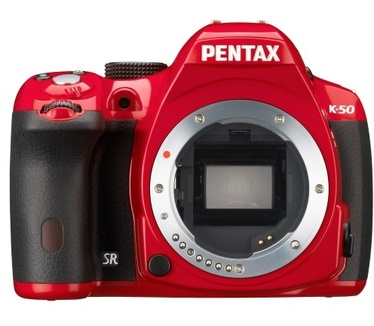 Pentax K-50 + smc DA 18-135MM F/3.5-5.6 ED AL [IF] DC WR Rood