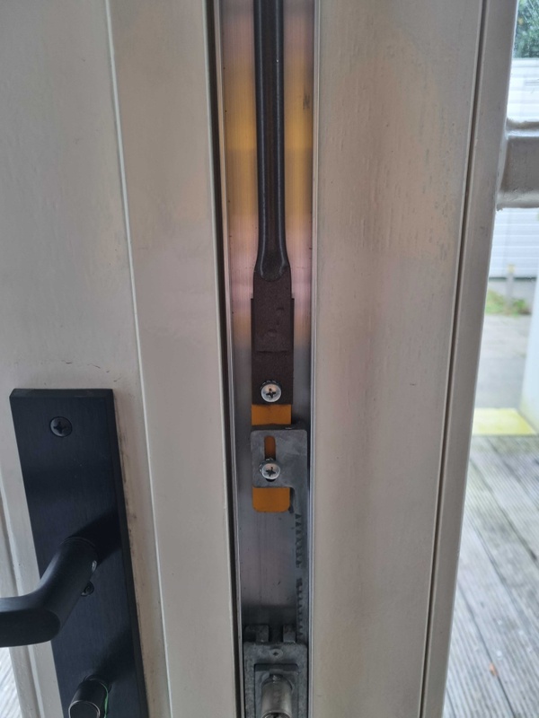Afbeeldingslocatie: https://tweakers.net/i/uoqZsg0MkwnuIM7MNUsq5sIr4Y4=/x800/filters:strip_icc():strip_exif()/f/image/EES3uJcrQ0APxnpUMaIRoCZX.jpg?f=fotoalbum_large